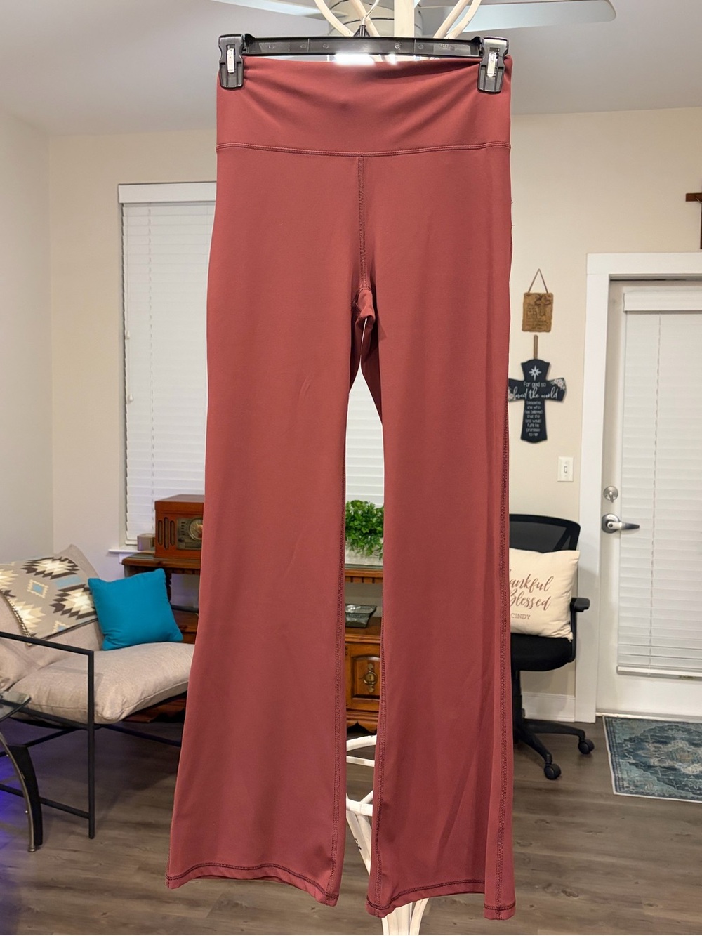 Avis Brownish-Burgundy High-Waist Wide Bell Bottom Leg Yoga Pants Size 8-10 M.